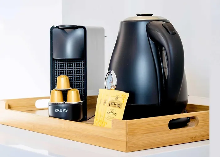 Azur - En Plein Centre De - Climatisation - Wifi - Proche Du Palais Des Festivals Et Des Commerces 公寓