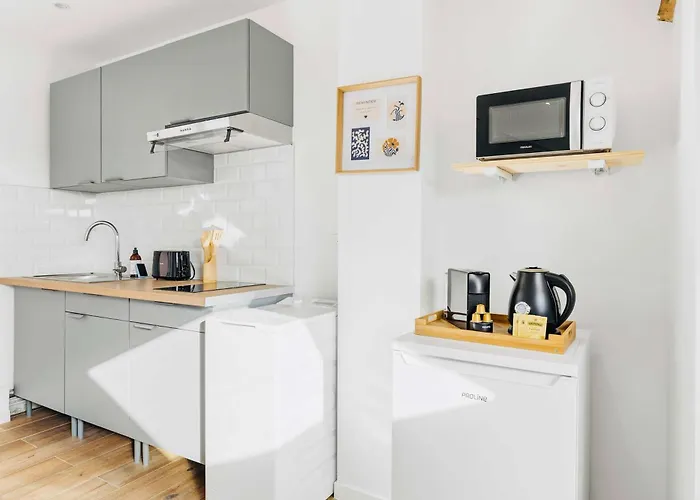 公寓 Azur - En Plein Centre De - Climatisation - Wifi - Proche Du Palais Des Festivals Et Des Commerces *